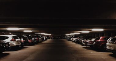 WiFi dans un Parking : Solutions et Bonnes Pratiques pour une Couverture Optimale